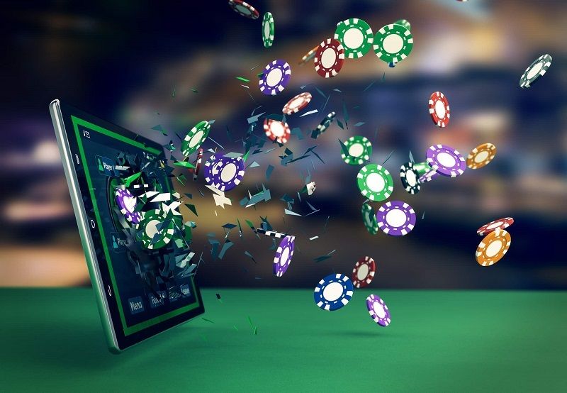 Crazy 777 Slot کیسینو میں پوکر گیمز